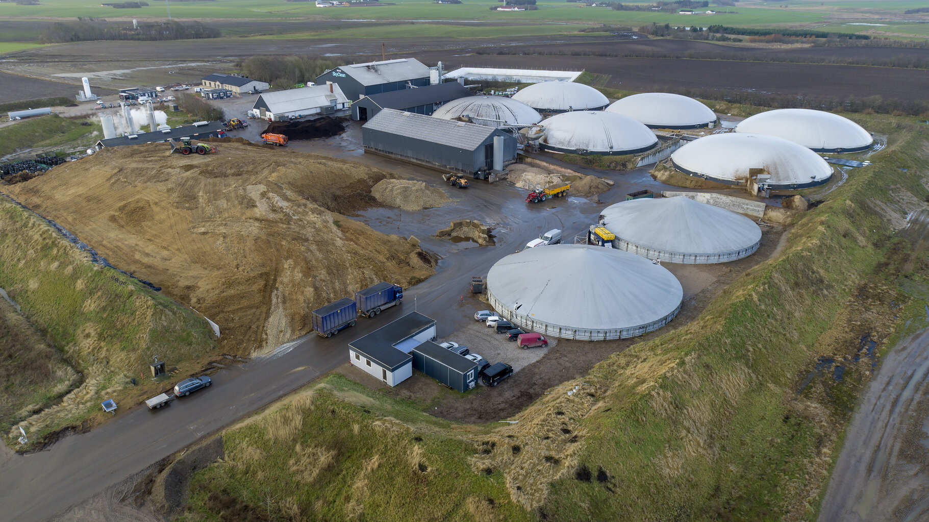 Agri Energy Turning straw into biogas, energy & biochar